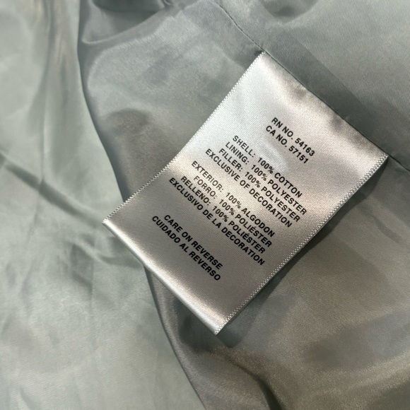 LEVI’S ZOE CORDUROY BUBBLE PUFFER JACKET- COLOR MINT GREEN - Picture 8 of 13